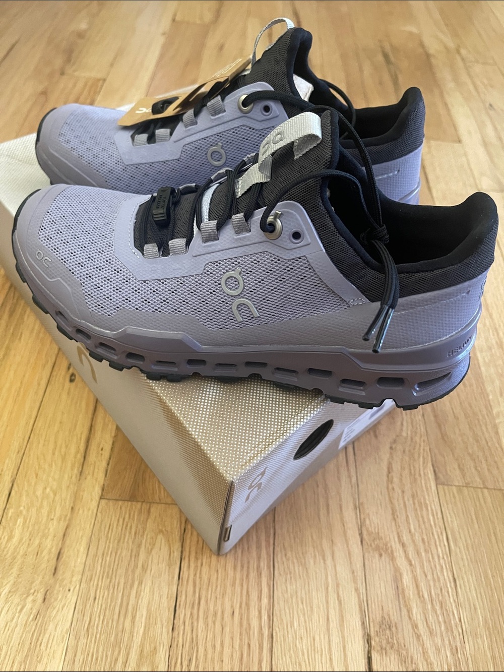 On Cloud Cloudultra Women’s Trail Shoes in Lavender / Eclipse Size: 5.5 Women